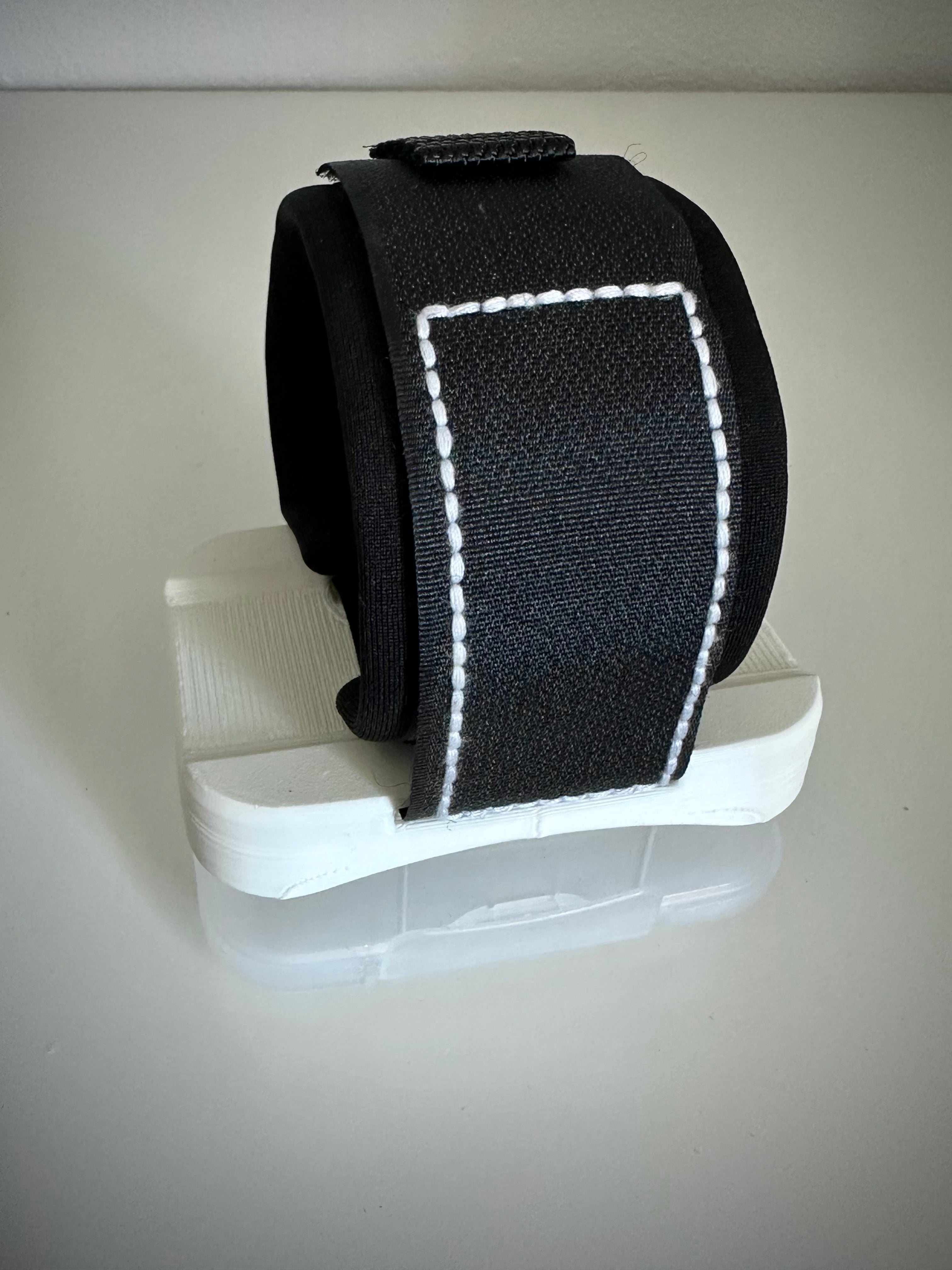 Underwater Treasure Case–White